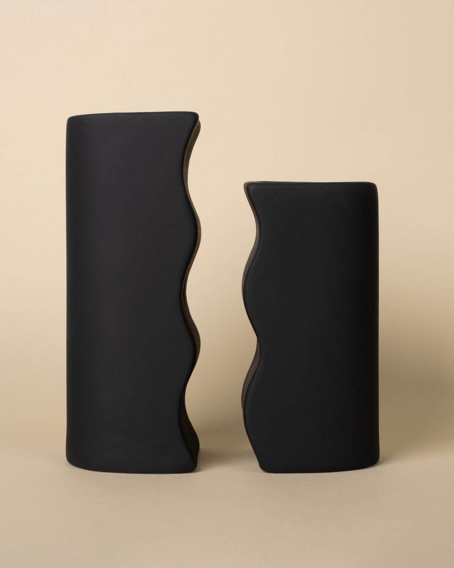 Couple Vase (2-piece set)